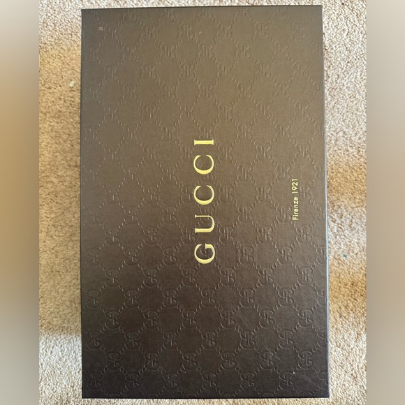 Gucci Dark Red Patent Leather Heels - Size 38 - New in Box - Picture 8 of 9